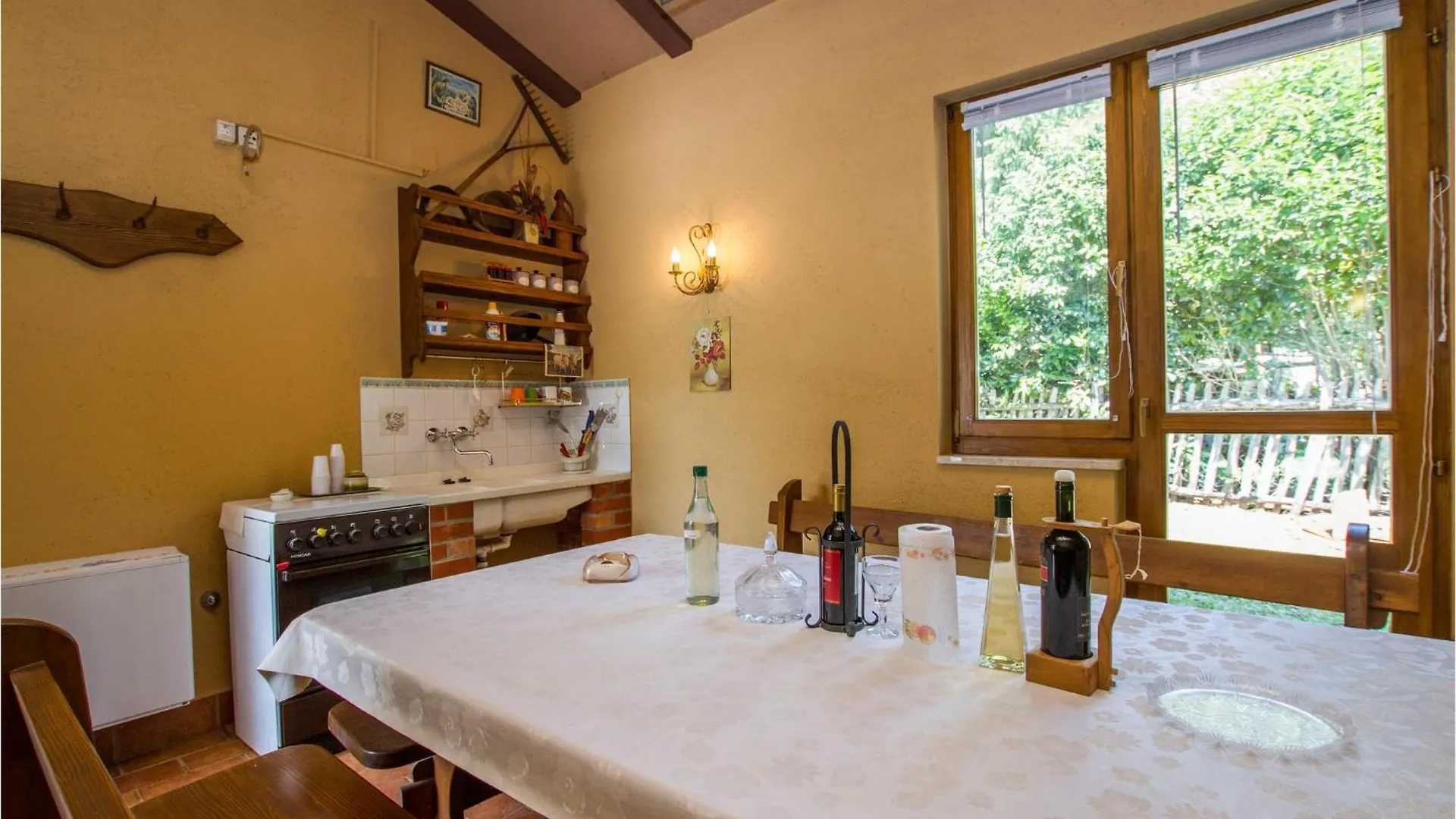 Stunning Home In Nedescina With Wifi Santalezi