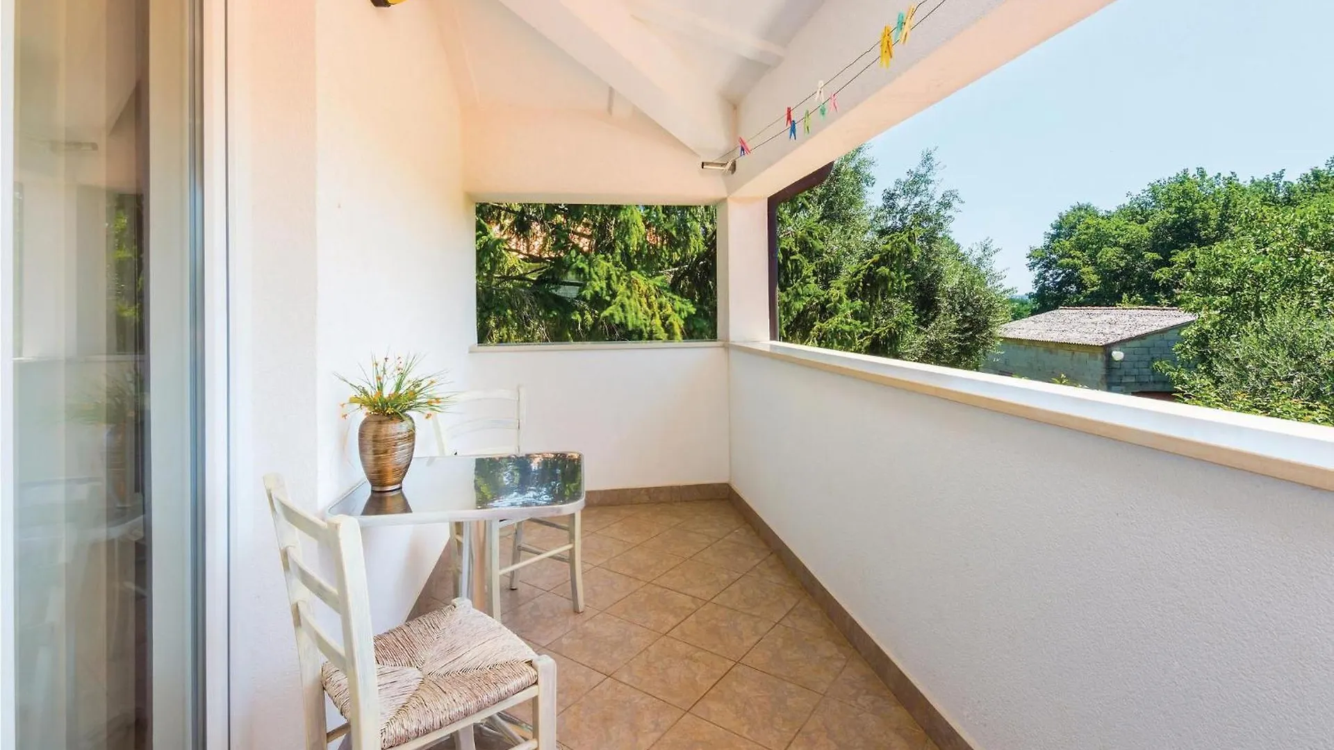 Stunning Home In Nedescina With Wifi Santalezi