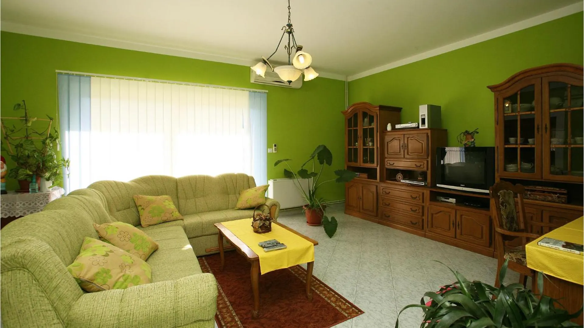 Stunning Home In Nedescina With Wifi Santalezi 0*,