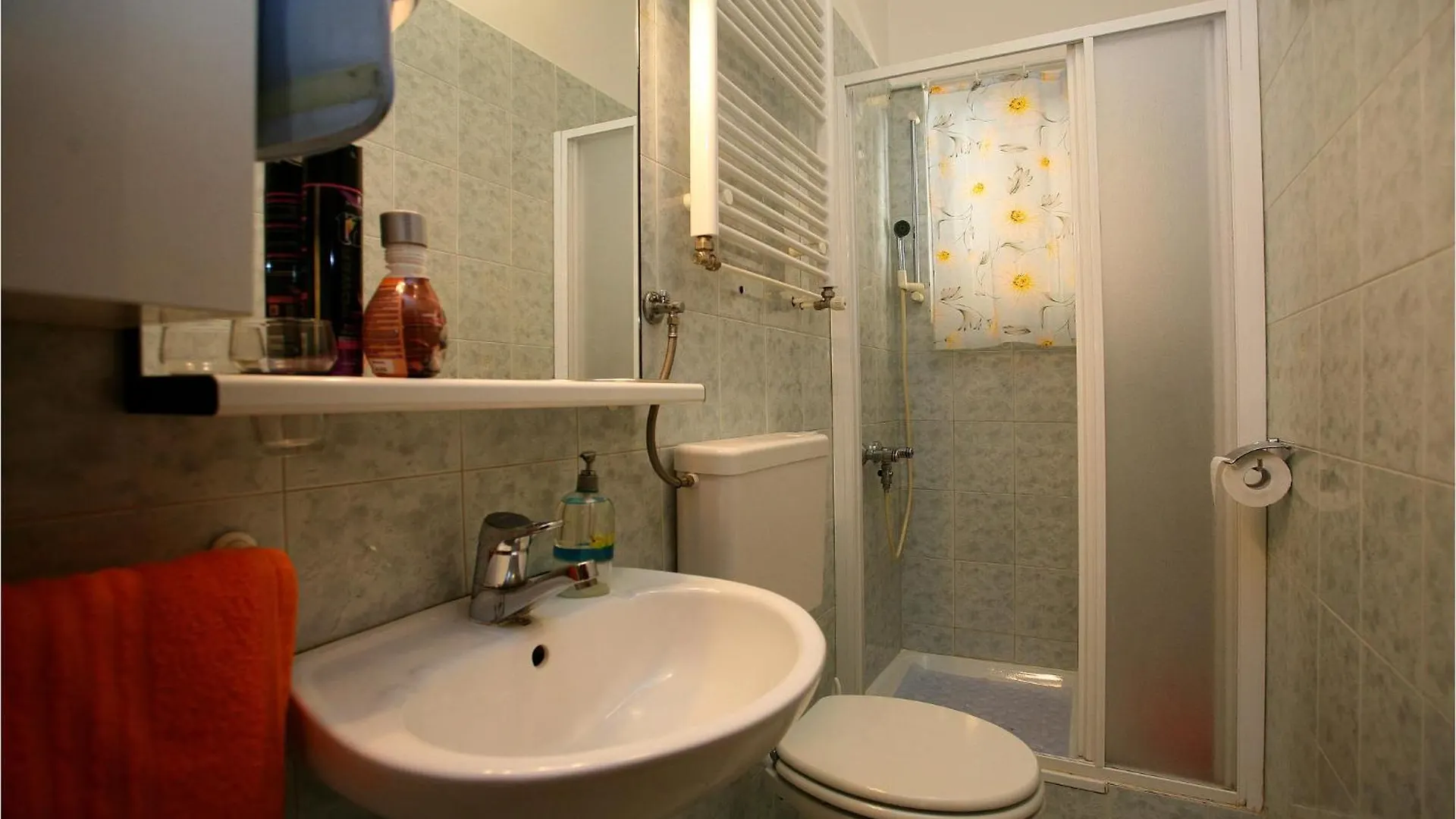 Stunning Home In Nedescina With Wifi Santalezi 0*,